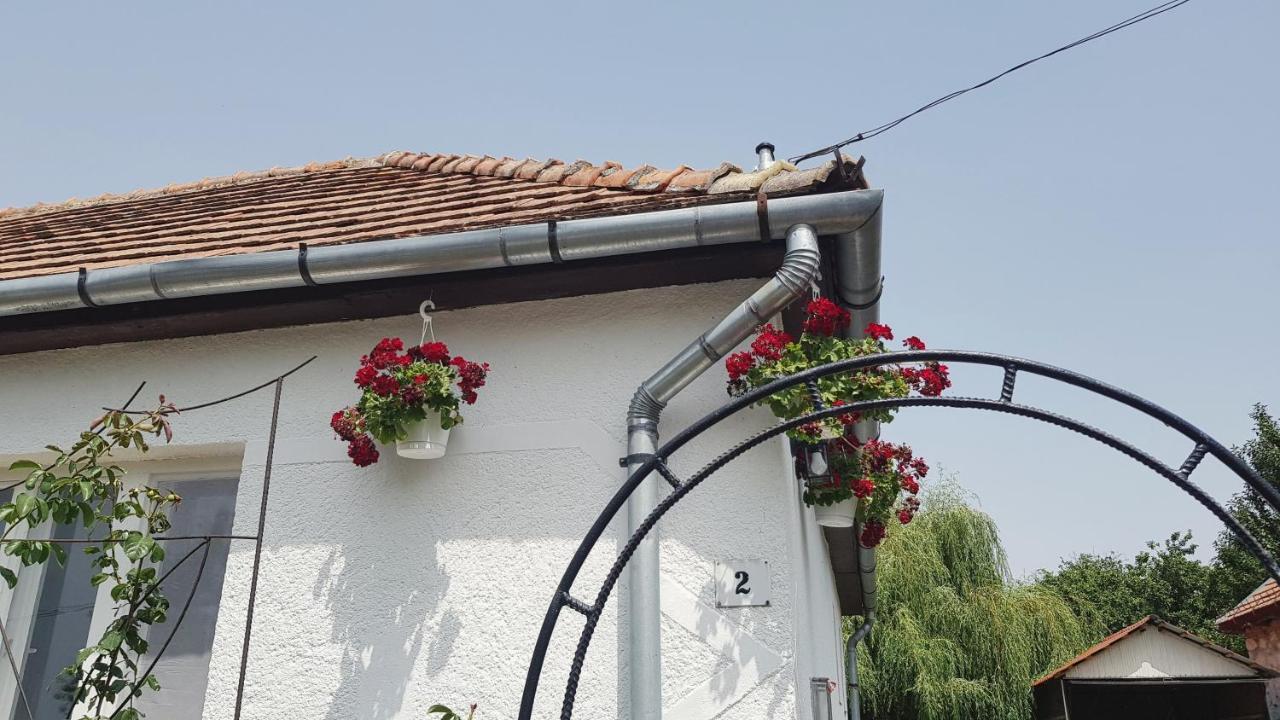 Tepke Guesthouse Garáb Exteriör bild